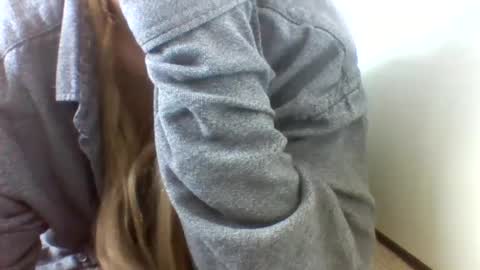 layannalea online show from September 26, 9:41 pm