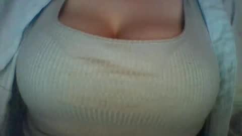 layannalea online show from November 28, 2:58 am