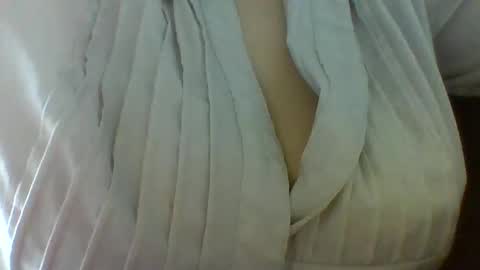 Snapshot of layannalea chatting on March 10, 10:04 pm layannalea online show from March 10, 10:04 pm