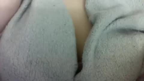 Snapshot of layannalea chatting on March 19, 2:04 am layannalea online show from March 19, 2:04 am