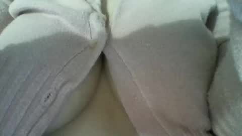Snapshot of layannalea chatting on March 21, 3:11 am layannalea online show from March 21, 3:11 am