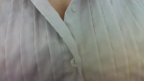 Snapshot of layannalea chatting on March 25, 11:11 pm layannalea online show from March 25, 11:11 pm