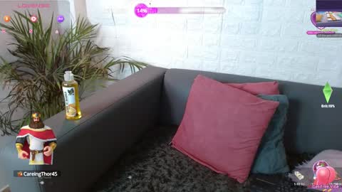 Snapshot of layla_707 chatting on January 29, 6:43 am Layla online show from January 29, 6:43 am