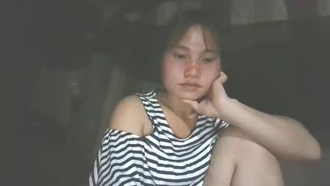 layla_999 online show from May 13, 2:36 pm