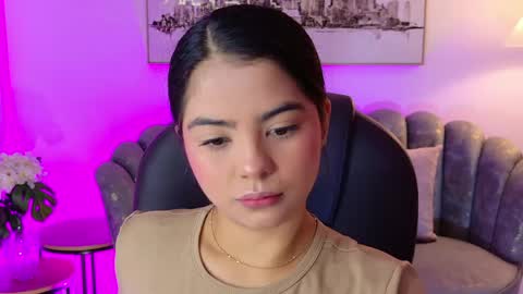 Layla Breezee online show from May 11, 11:38 am