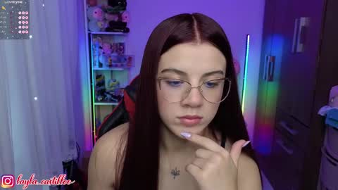 Snapshot of layla_castilloo chatting on April 21, 6:44 pm Layla online show from April 21, 6:44 pm