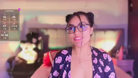 Snapshot of layla_nicols chatting on March 1, 5:42 am Layla online show from March 1, 5:42 am