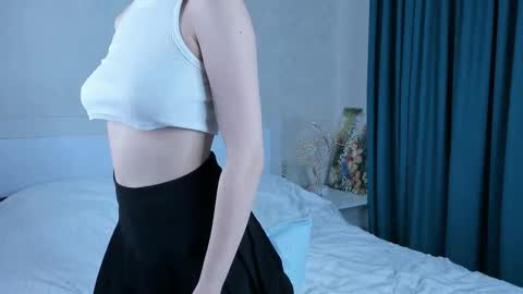 layla_way online show from March 7, 7:22 pm