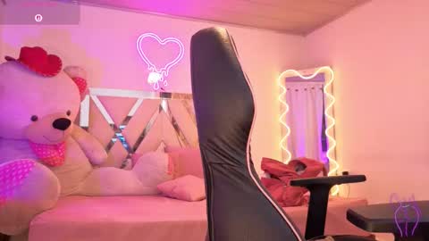 laylafoxy_tay online show from October 11, 3:28 am