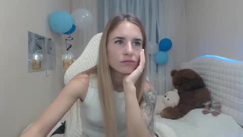 Snapshot of laymablast chatting on October 2, 6:09 am laymablast online show from October 2, 6:09 am