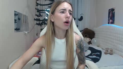 Snapshot of laymablast chatting on October 13, 6:02 am laymablast online show from October 13, 6:02 am