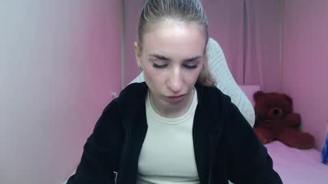 Snapshot of laymablast chatting on May 2, 6:18 am laymablast online show from May 2, 6:18 am