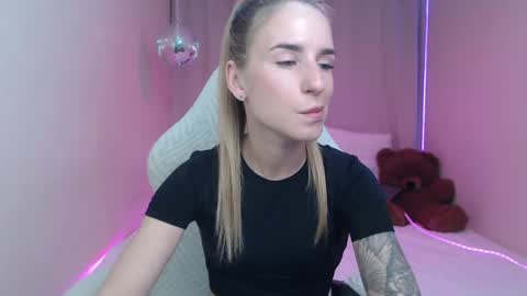 Snapshot of laymablast chatting on May 17, 6:22 am laymablast online show from May 17, 6:22 am