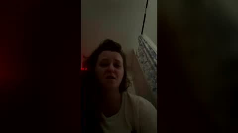 laynanlee2001 online show from July 7, 12:13 am
