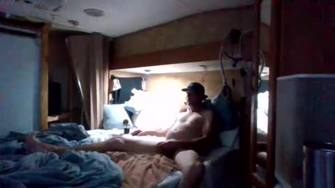 Snapshot of lb9187 chatting on February 28, 8:20 am lb9187 online show from February 28, 8:20 am