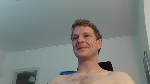 lboogie42 online show from May 19, 3:51 pm