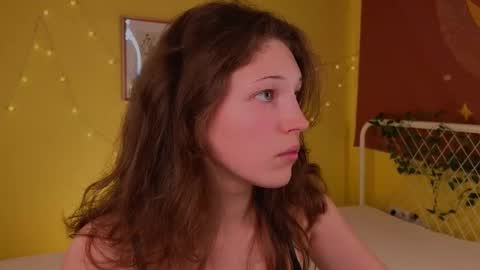 Lea online show from October 9, 12:03 pm