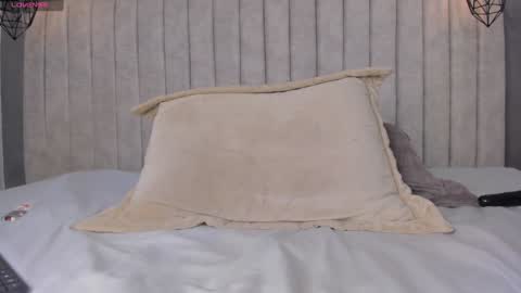    online show from February 6, 7:29 pm