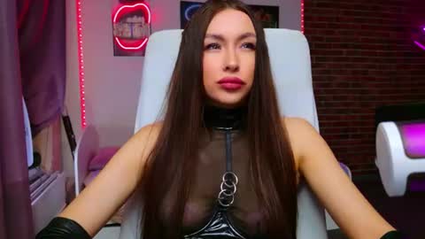 lea_loon online show from June 21, 9:12 am