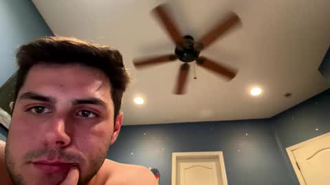 Snapshot of leaderzac chatting on April 1, 1:34 pm leaderzac online show from April 1, 1:34 pm