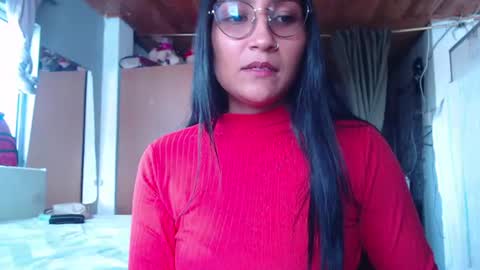 Snapshot of leah_666 chatting on July 21, 2:41 pm leah 666 online show from July 21, 2:41 pm