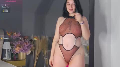 Snapshot of leah_brooks chatting on October 21, 4:13 am Dia online show from October 21, 4:13 am