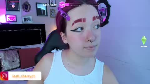 Leah online show from June 5, 8:58 pm