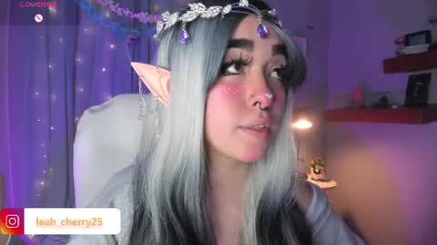 Leah online show from June 10, 6:12 am