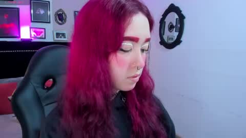 Leah online show from July 26, 9:21 pm