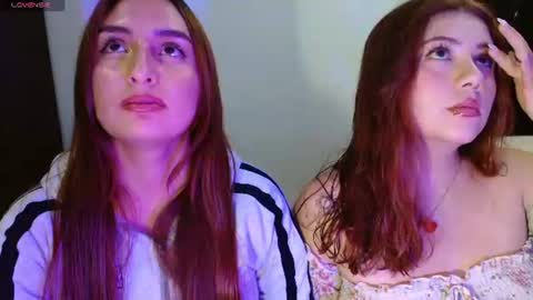 leah_moon11 online show from June 18, 5:41 am