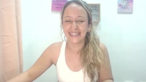 leah_susman online show from February 25, 5:08 am