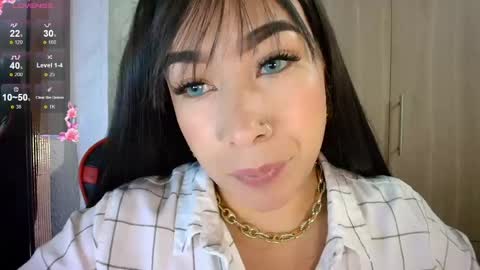 leah online show from May 15, 11:23 pm