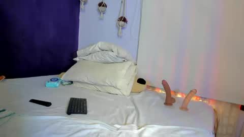 Hey Im Lea online show from May 13, 4:26 pm