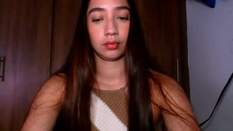 leanaalhub online show from December 21, 8:16 pm