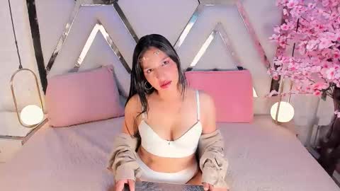     online show from March 27, 2:06 pm