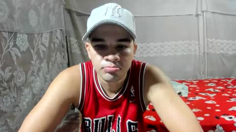 Snapshot of leandro49112 chatting on March 10, 1:45 am leandro49112 online show from March 10, 1:45 am