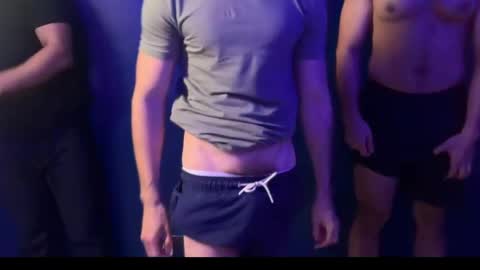 leanfindom8 online show from March 29, 2:44 am