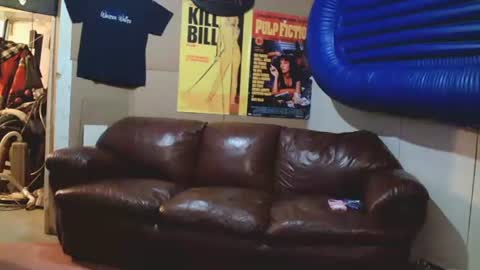 Snapshot of leatherluvefuck chatting on March 22, 3:54 am kinky dirty fuck online show from March 22, 3:54 am