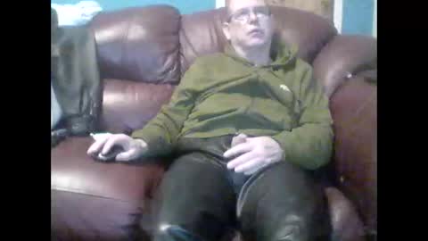 leatherpants68 online show from October 12, 9:03 pm