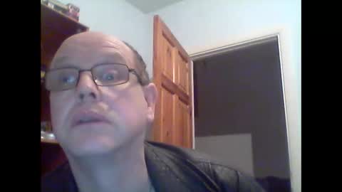 leatherpants68 online show from November 24, 11:37 pm