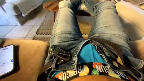 lebovski42002 online show from September 16, 6:58 am