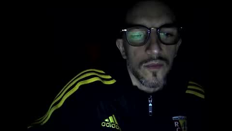 Snapshot of lebusheur3 chatting on February 16, 2:09 am Gigi online show from February 16, 2:09 am
