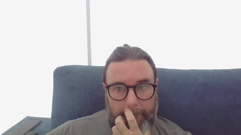 lecheare28 online show from February 24, 4:36 pm