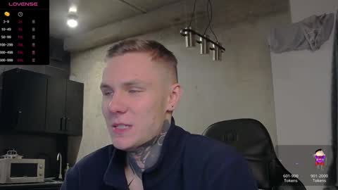Snapshot of lechery_boy chatting on December 11, 1:49 pm Lechery boy online show from December 11, 1:49 pm