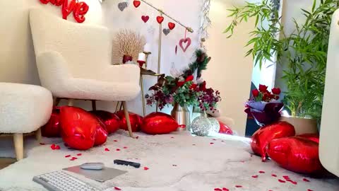 ledy mary online show from February 15, 11:01 pm