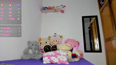 Snapshot of lee_ash chatting on March 11, 4:51 pm Ashley online show from March 11, 4:51 pm