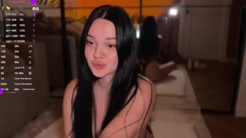 Amelie online show from February 25, 6:28 pm