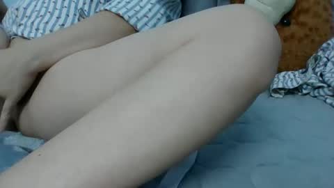 leeloveyou online show from February 4, 7:09 pm