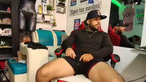 leenar_key online show from February 1, 1:37 am