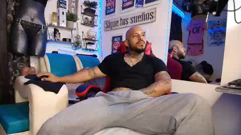 leenar_key online show from February 13, 8:54 am